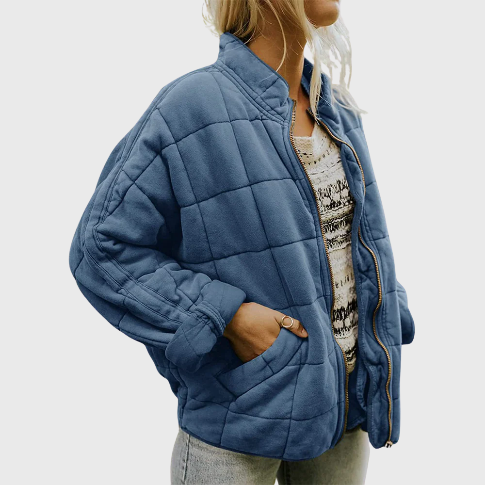 Della | Women&