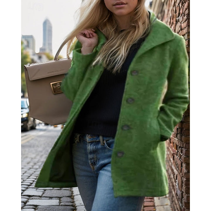 Rosalind turndown collar winter coat in green, close-up front detail